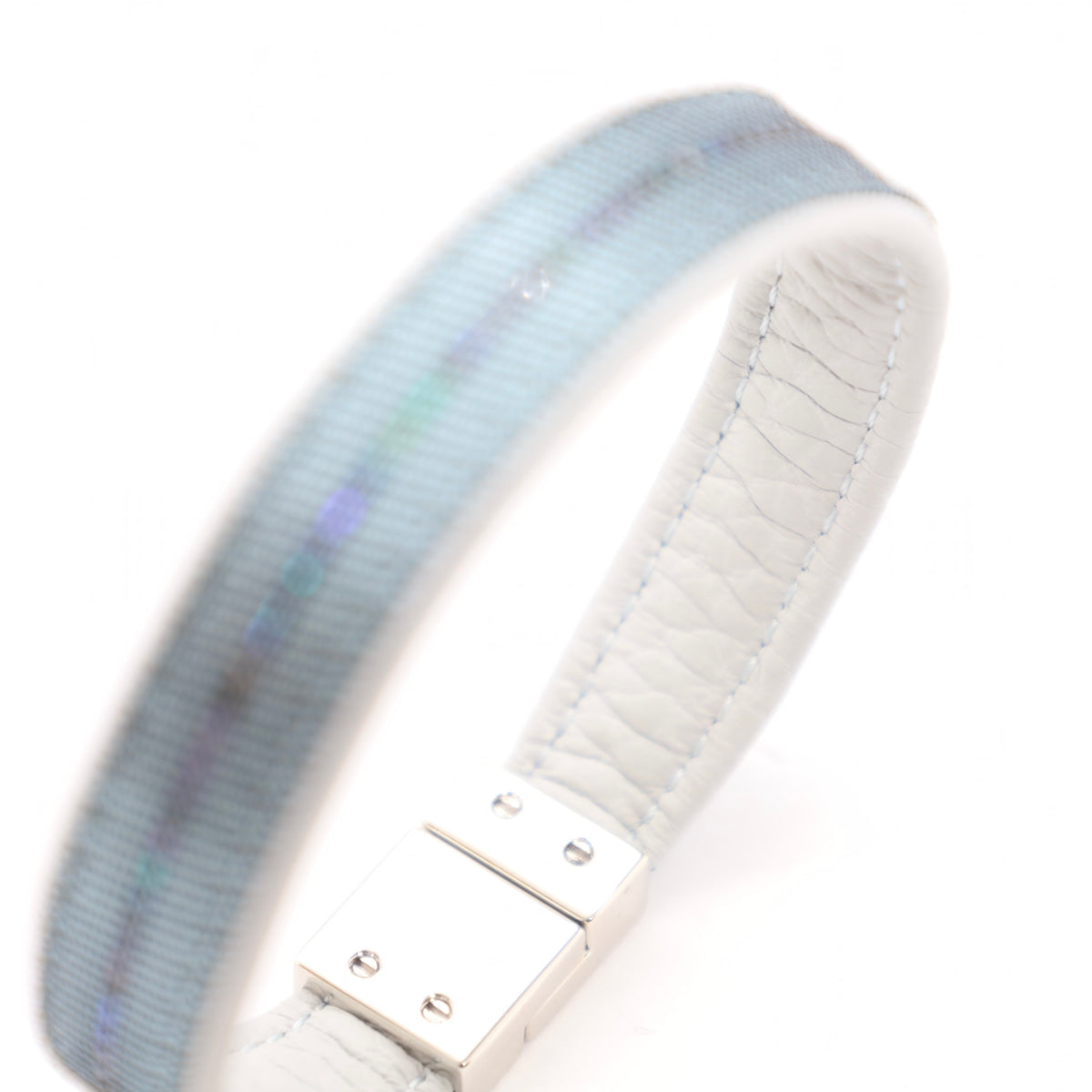 Luna Pale Blue