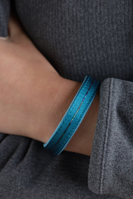 Luna Turquoise Blue