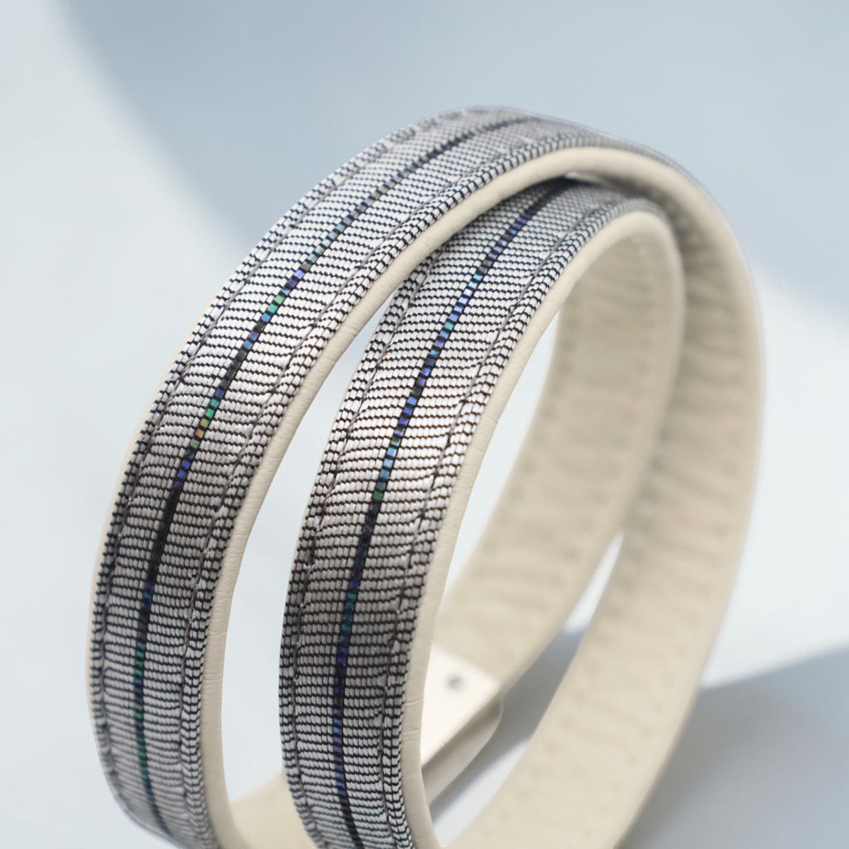 Eterna Off White