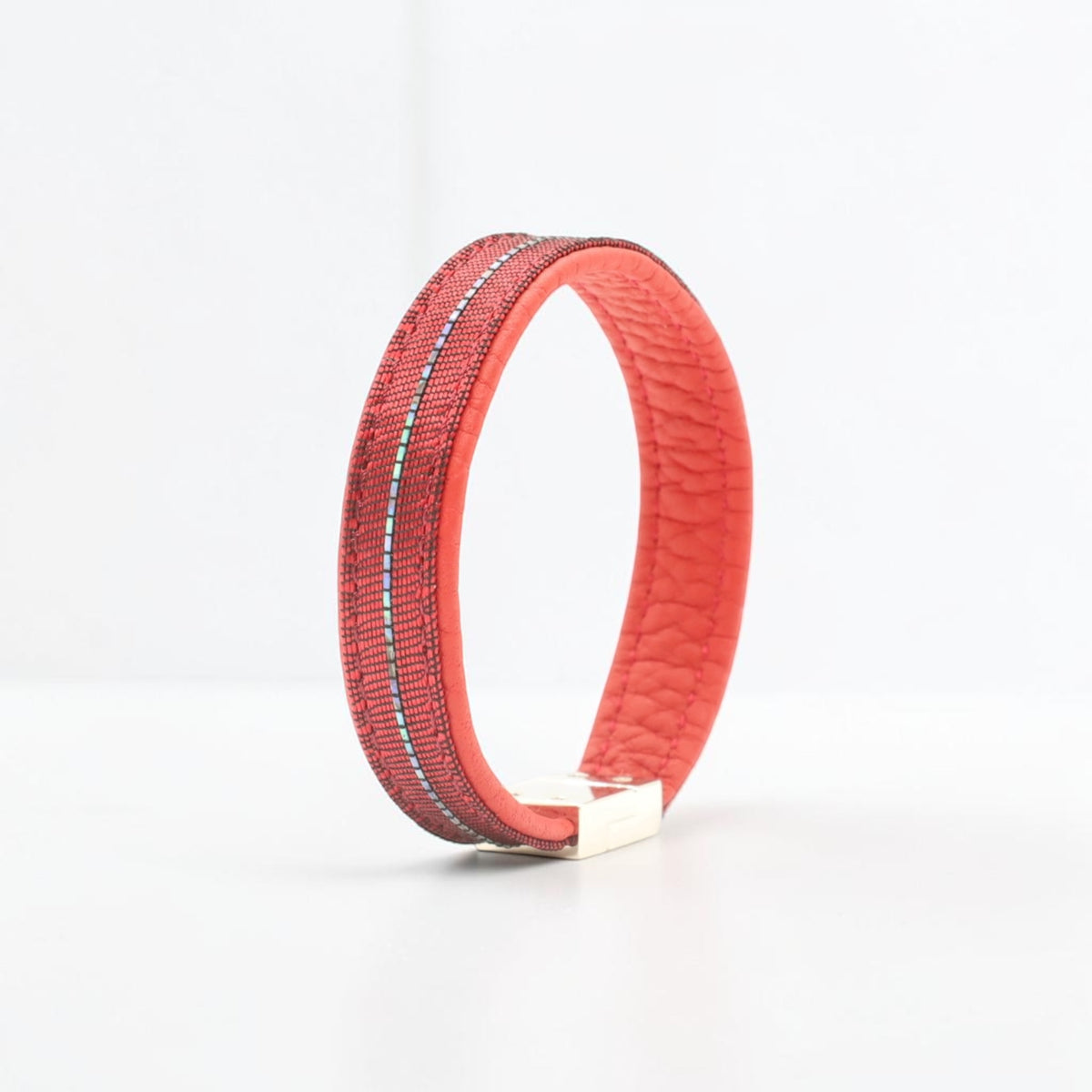 Luna Vermilion Red