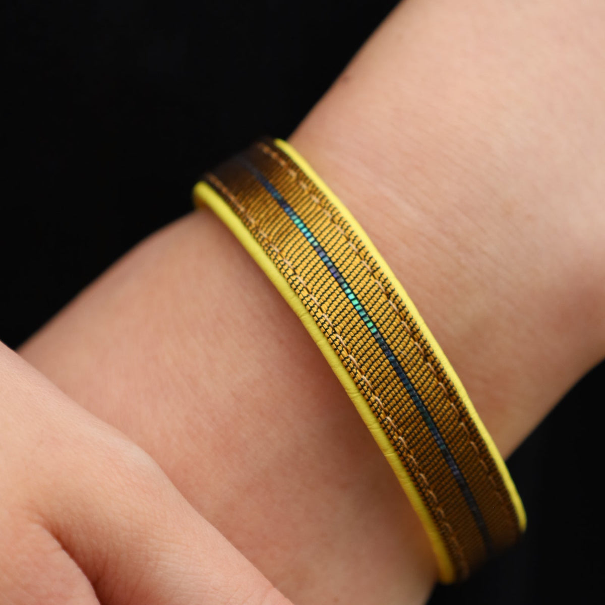 Luna Yellow Gold